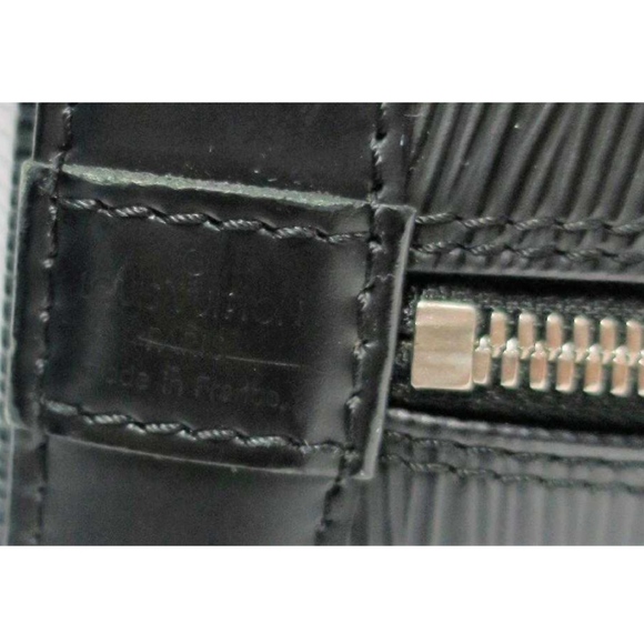 SOLD: Louis Vuitton Alma Epi Leather Handbag - Picture 4 of 6